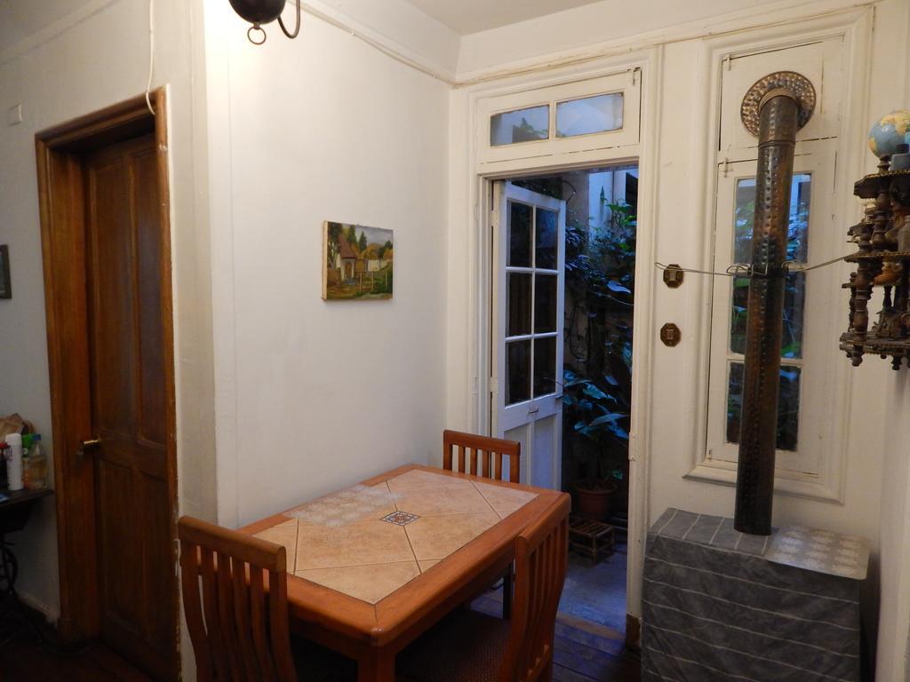 Bed & Breakfast Alojamiento Alberto Magno Santiago